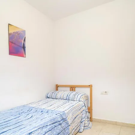 Awesome In With Kitchenette Malaga