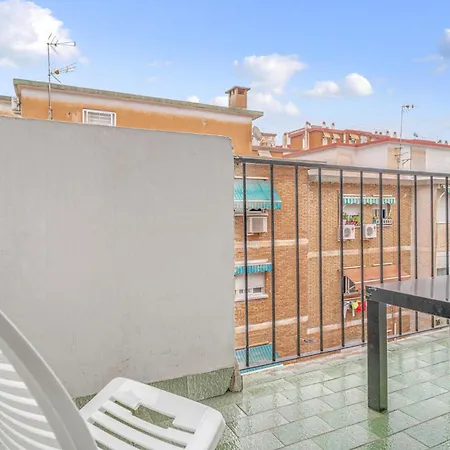 Awesome In With Kitchenette Malaga